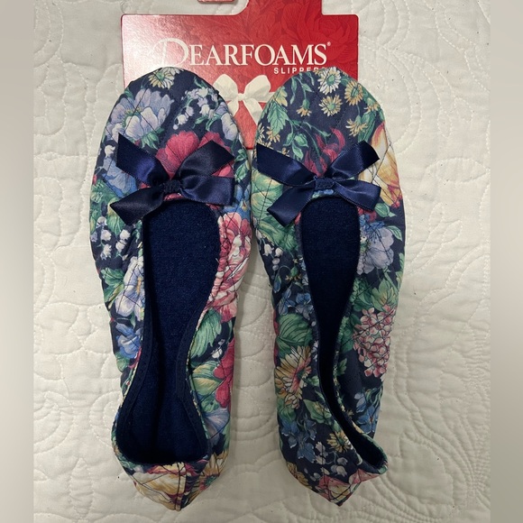 DEARFOAMS Quilted Floral Ballet Slippers SZ L NWT - Picture 1 of 6